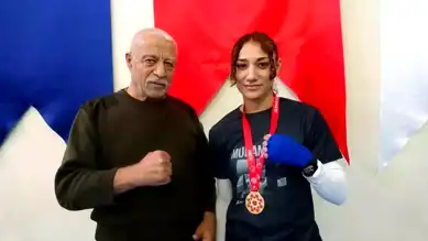 Betül Zararsız: Kickboks Türkiye Şampiyonu!