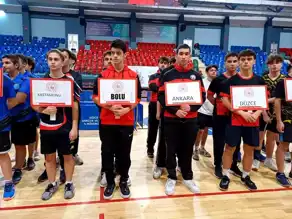 Düzce'de Gençler Masa Tenisi Şenliği