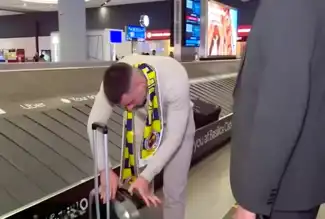 Fenerbahçe'nin Yeni Transferi Havalimanında Yaşadığı Sürpriz!