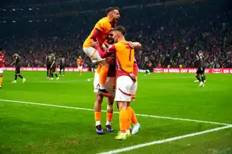 Galatasaray ve Fenerbahçe, Haftayı Zaferle Kapattı!