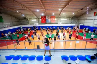Karşıyaka'da Kış Sporları Devam Ediyor!