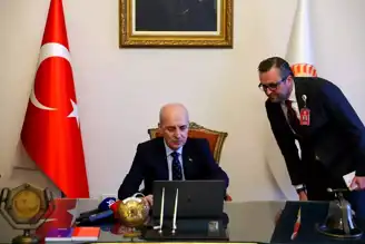 Kurtulmuş'tan AA Yılın Kareleri'ne Oylama