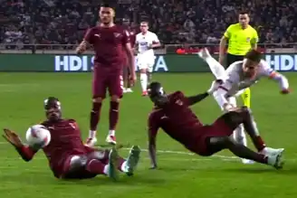 Galatasaray'ın Penaltı İddiası: Ünlü Yorumcular Net Konuştu!