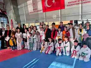 Talas'ta Tekvando Kuşak Terfi Töreni