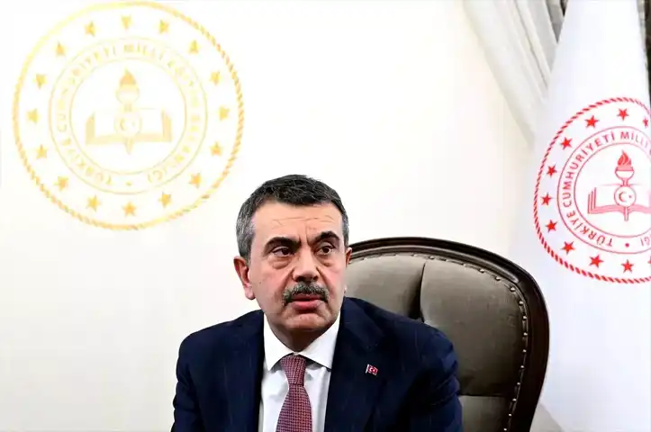 Bakan Tekin, 