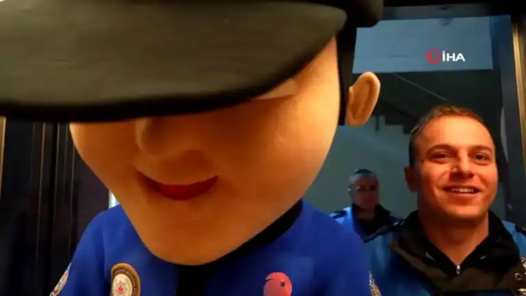 Engelli Esin'in Polis Hayali Gerçek Oldu!