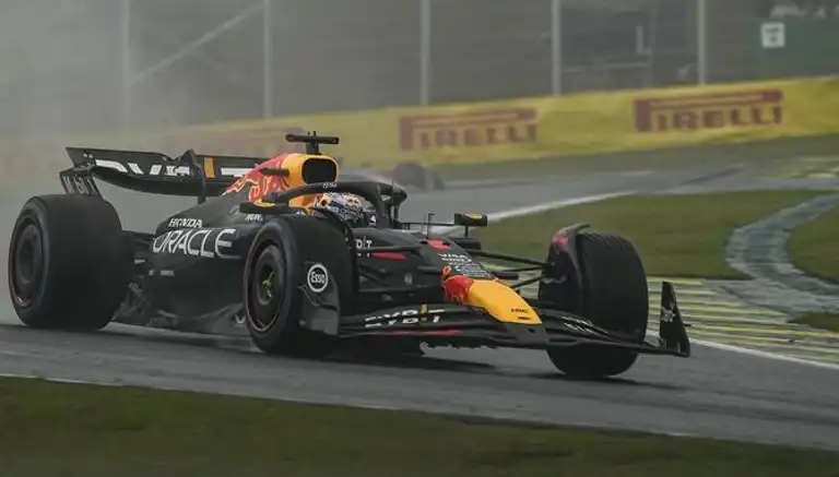 F1'de Yeni Bir Pist: Heyecan Katar'da Başlıyor! F1'de Yeni Bir Pist: Heyecan Katar'da Başlıyor!
