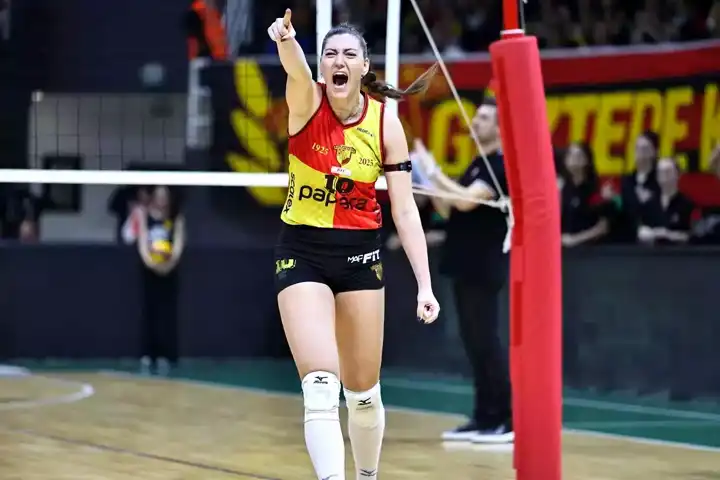 Göztepe, Karşıyaka'yı Devirek Zirvede!