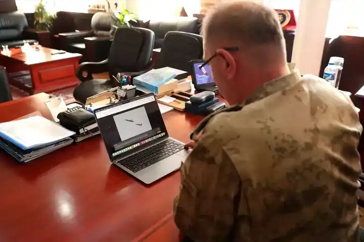 Yanık'tan AA Yılın Kareleri Seçimi
