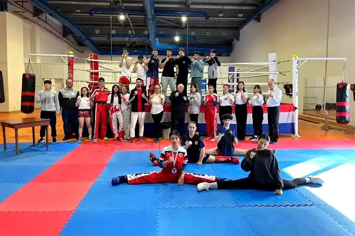 Kütahya Gençleri Kick Boks'ta Türkiye'yi Temsil Edecek!