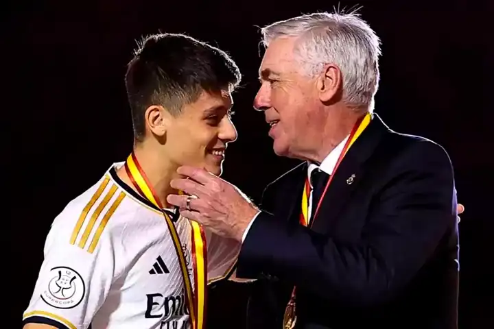 Ancelotti Gidiyor, Arda Güler'in Yeni Hocası Xabi Alonso Mu?